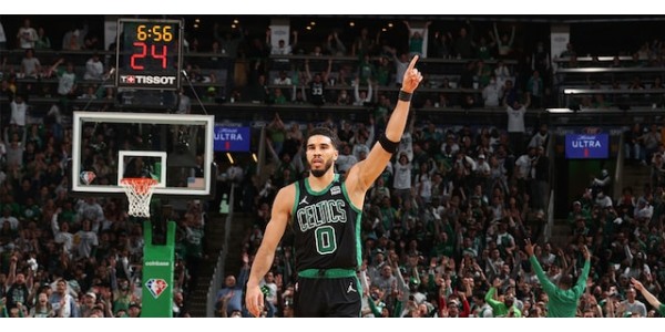 Jayson Tatum erhält von den Boston Celtics eine Vertragsverlängerung um fünf Jahre mit höherem Gehalt